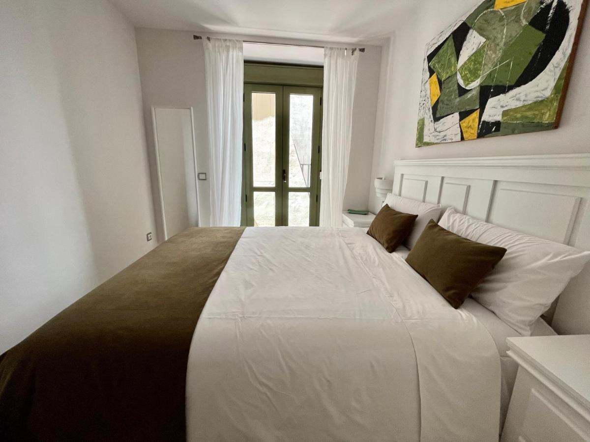1d Brand New Downtown Sevilla, Azofaifo Street Appartement